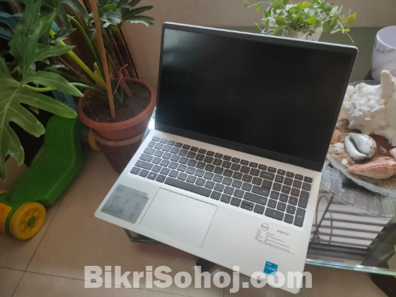 Dell Inspiron 15 3511